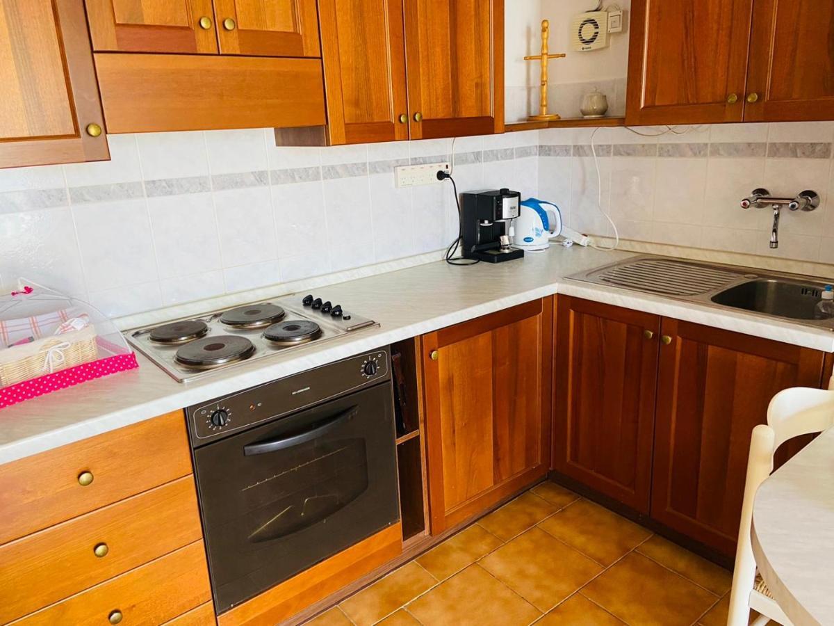 Apartments Tri Zala Zrnovo Luaran gambar