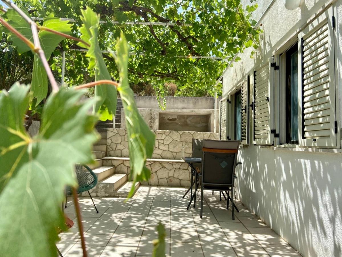 Apartments Tri Zala Zrnovo Luaran gambar