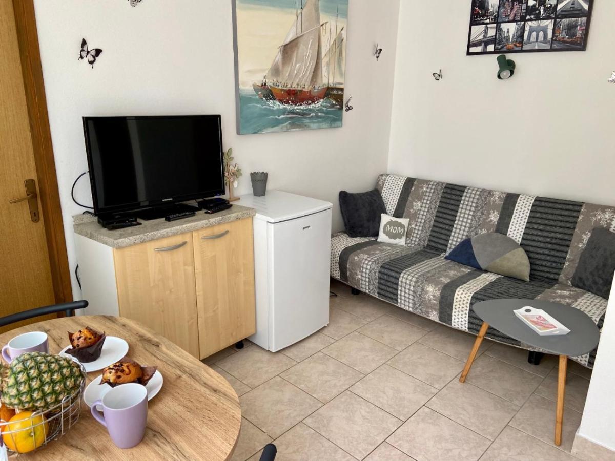Apartments Tri Zala Zrnovo Luaran gambar