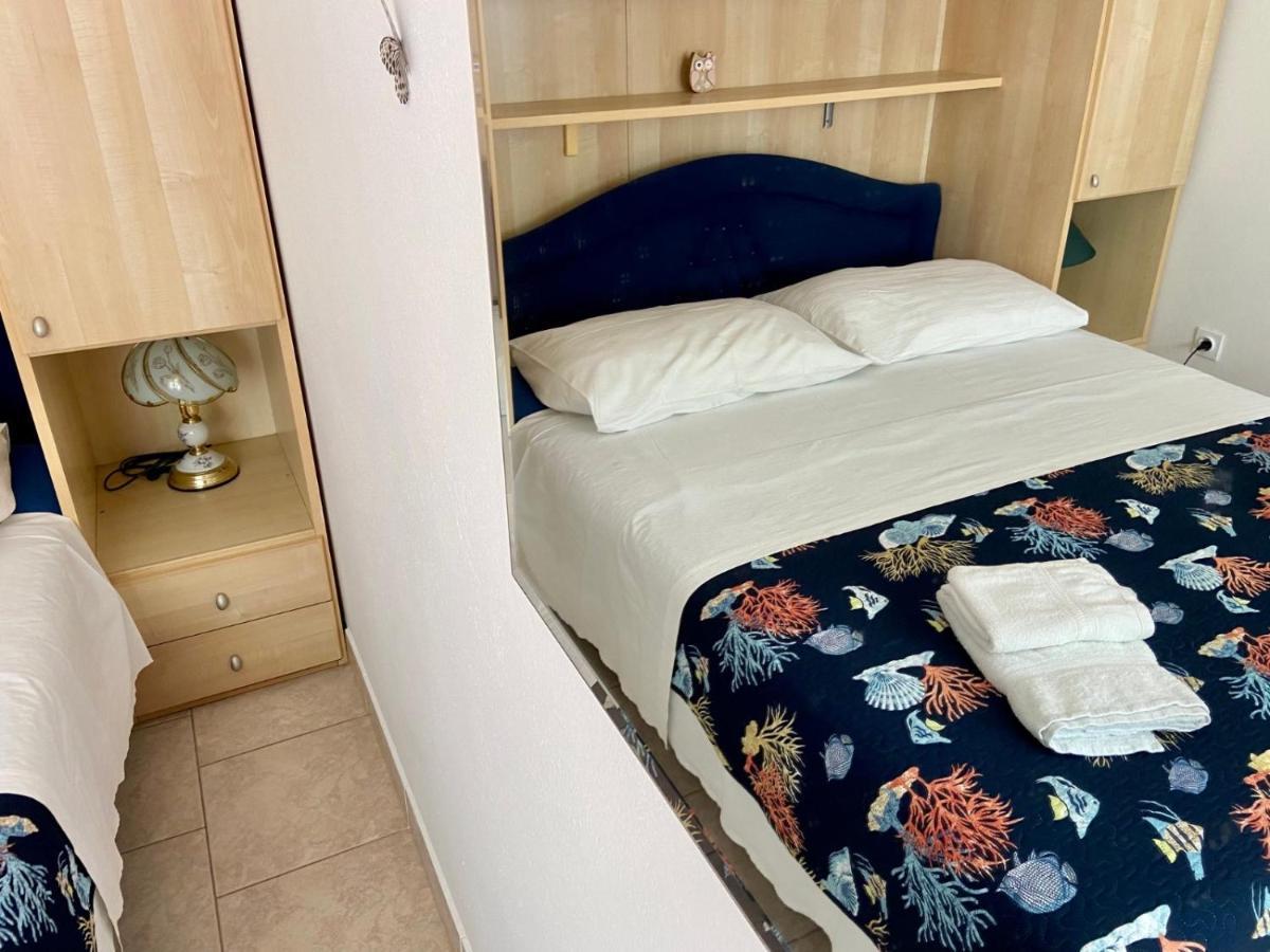 Apartments Tri Zala Zrnovo Luaran gambar